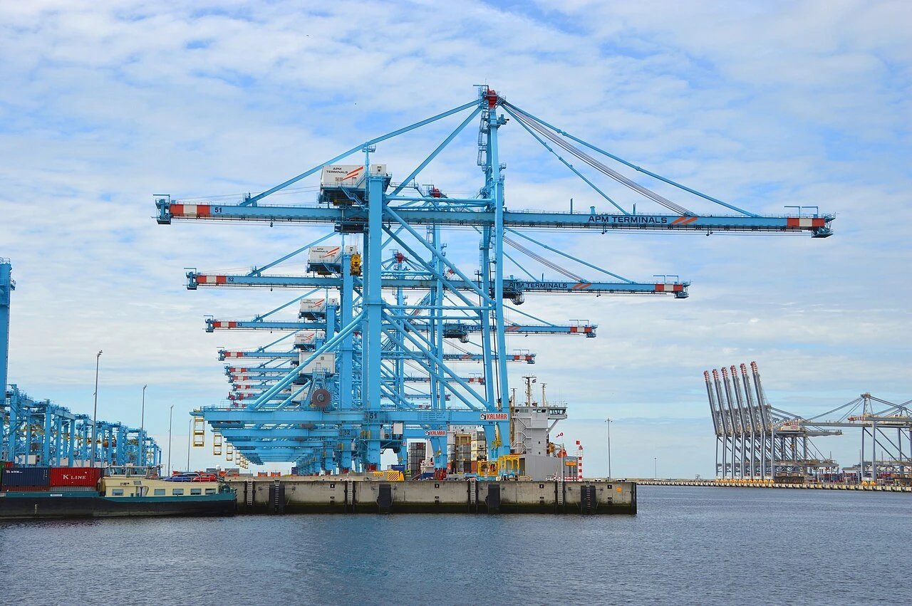 Containerkranen in de haven